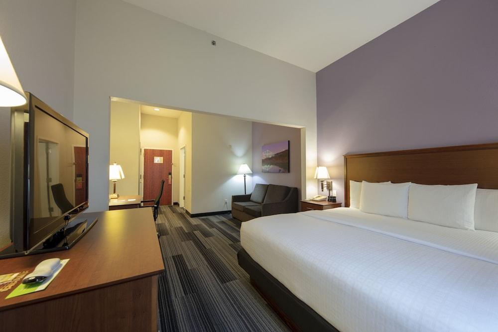 Hotel La Quinta By Wyndham Springfield Airport Plaza Extérieur photo