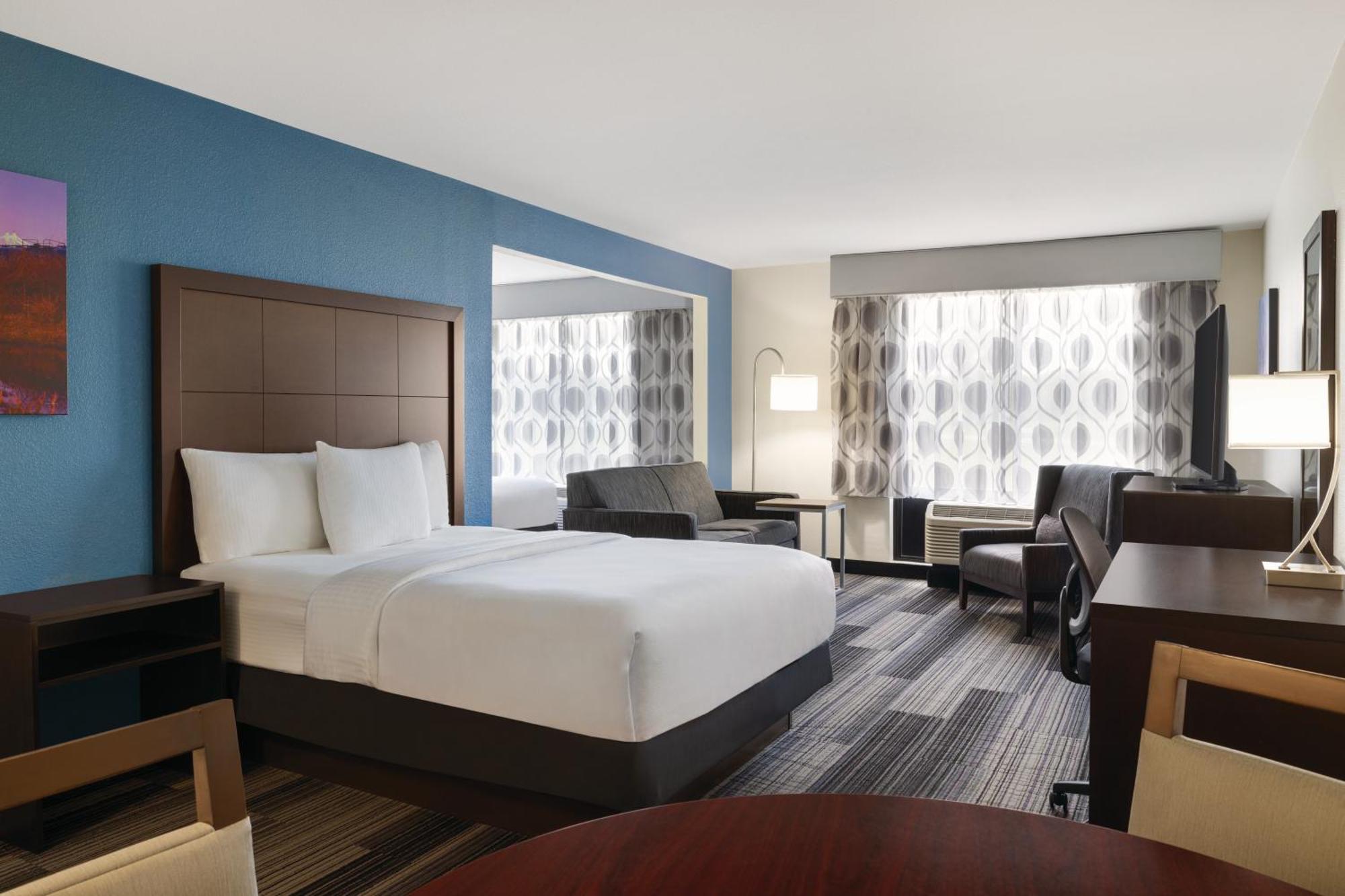 Hotel La Quinta By Wyndham Springfield Airport Plaza Extérieur photo