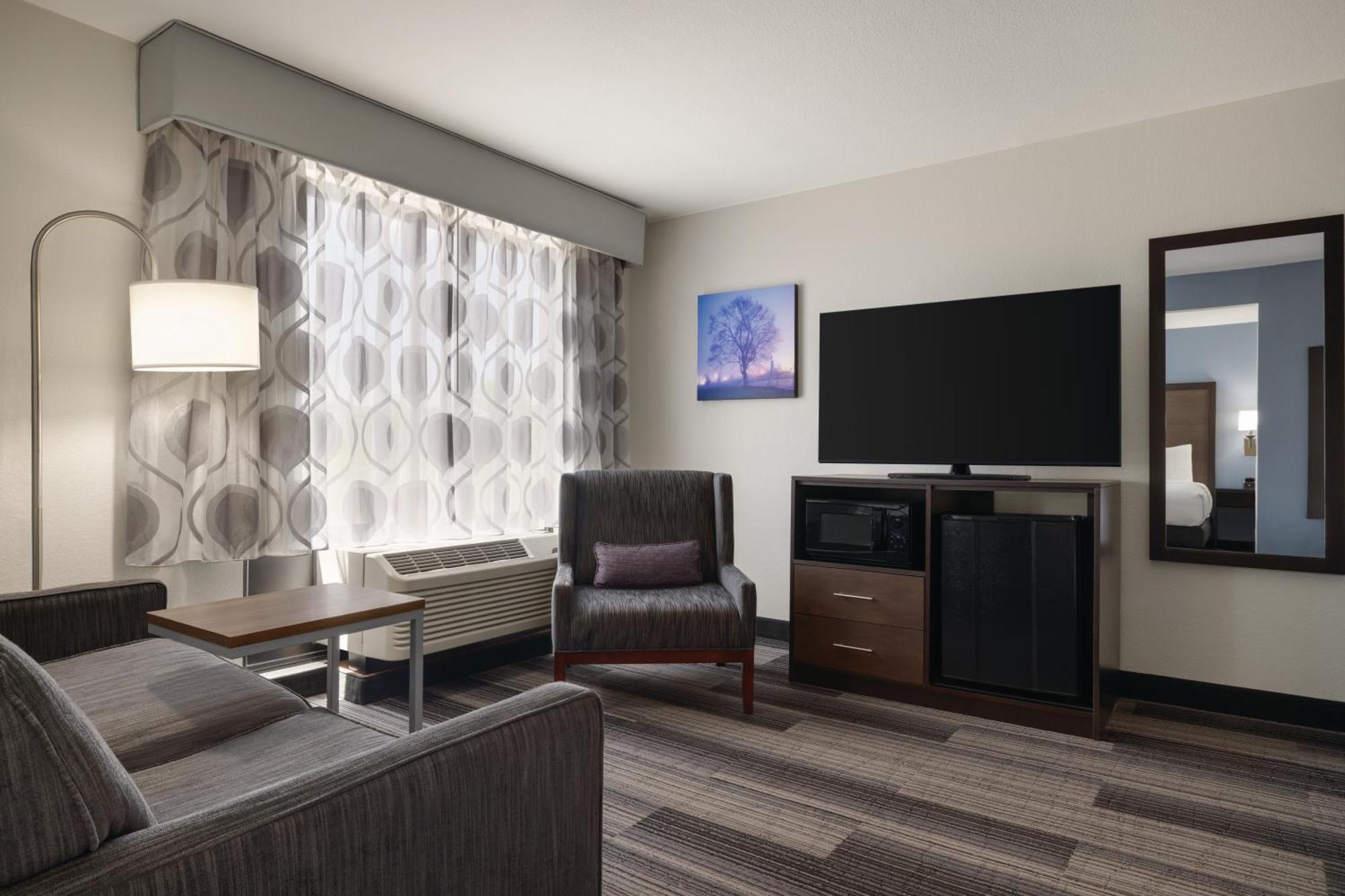 Hotel La Quinta By Wyndham Springfield Airport Plaza Extérieur photo