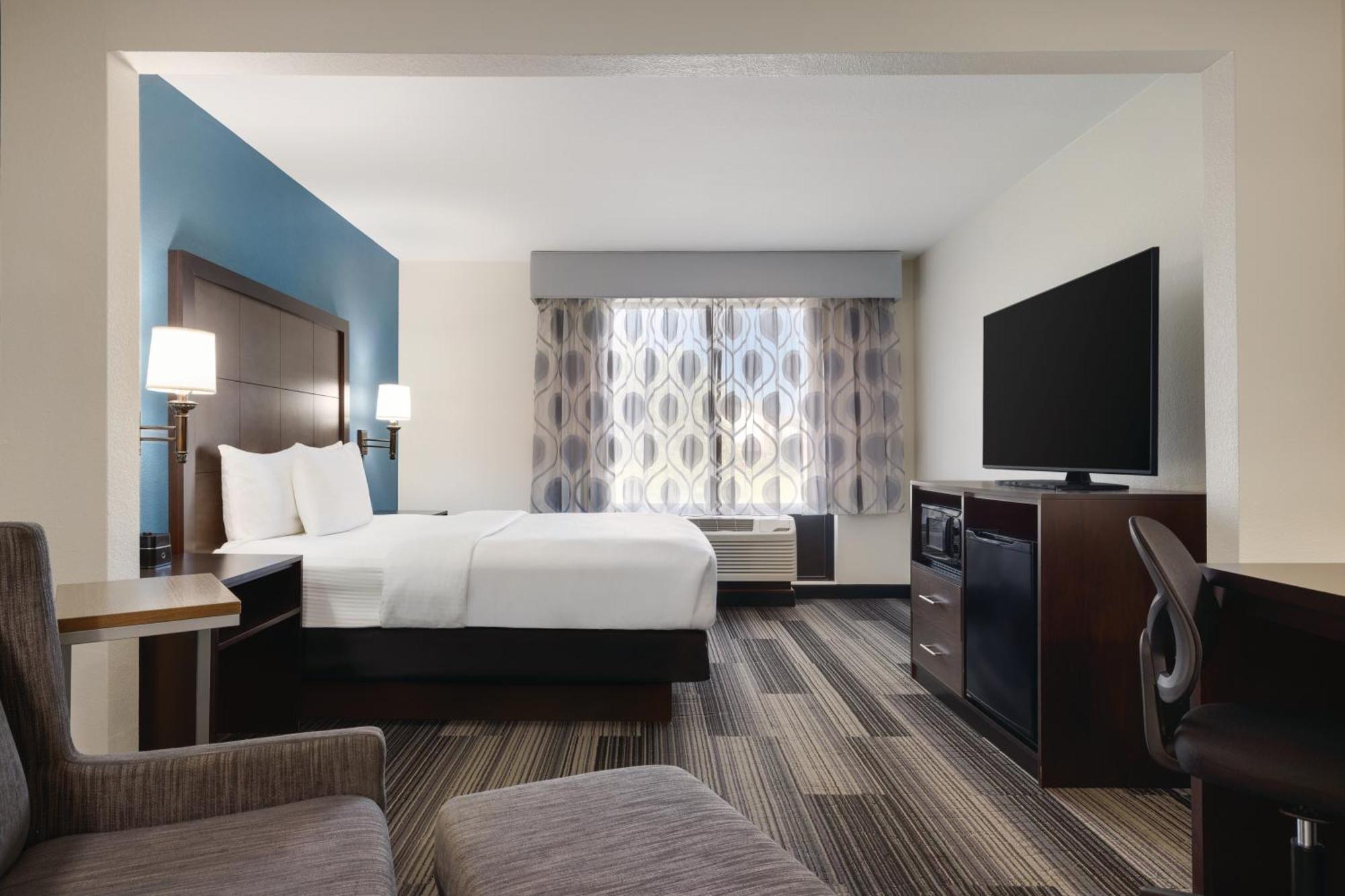 Hotel La Quinta By Wyndham Springfield Airport Plaza Extérieur photo